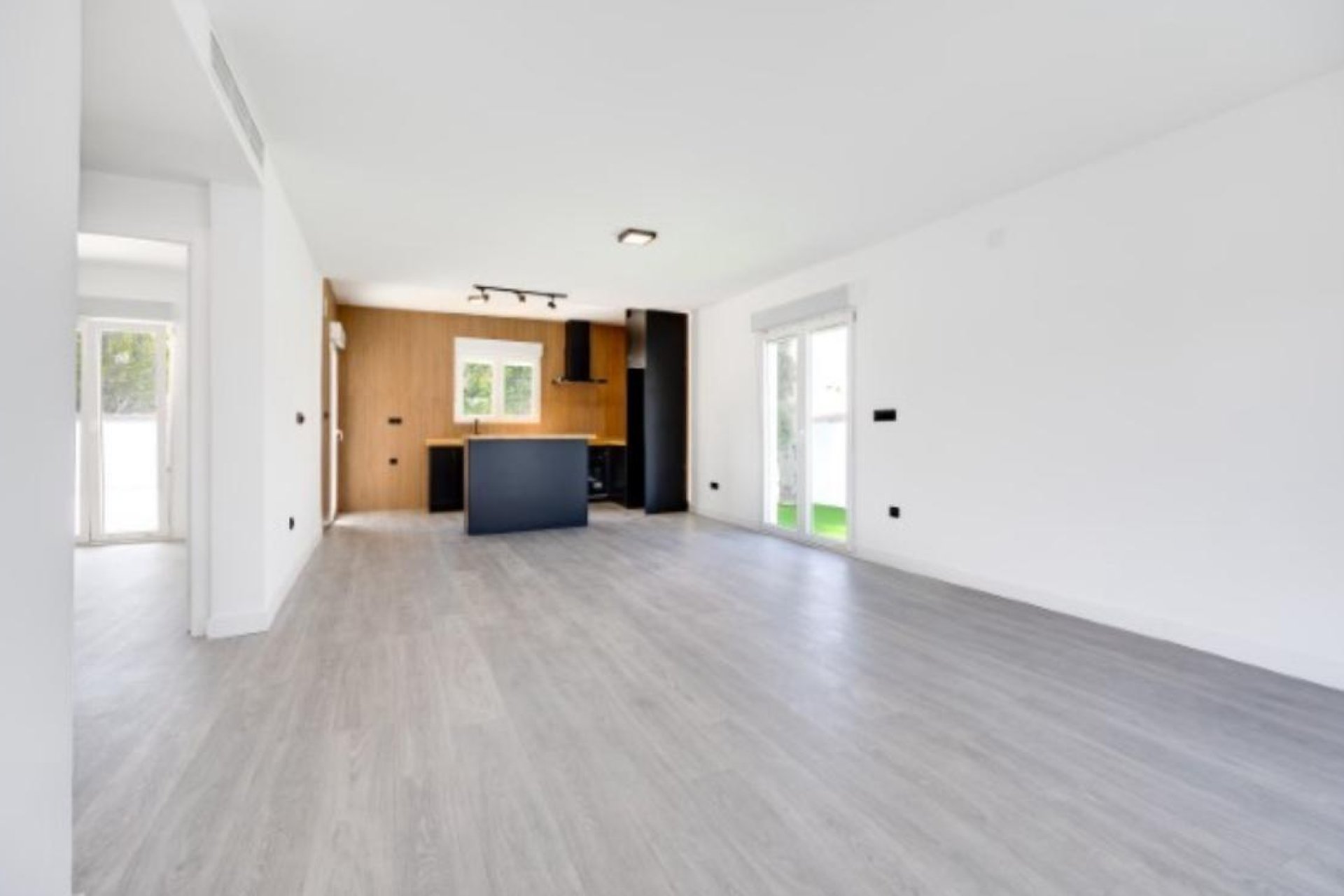 Odsprzedaż - Villa -
Torrevieja - La Siesta - El Salado - Torreta