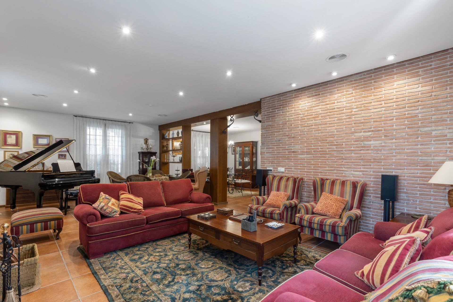Odsprzedaż - Villa -
Torrevieja - La veleta