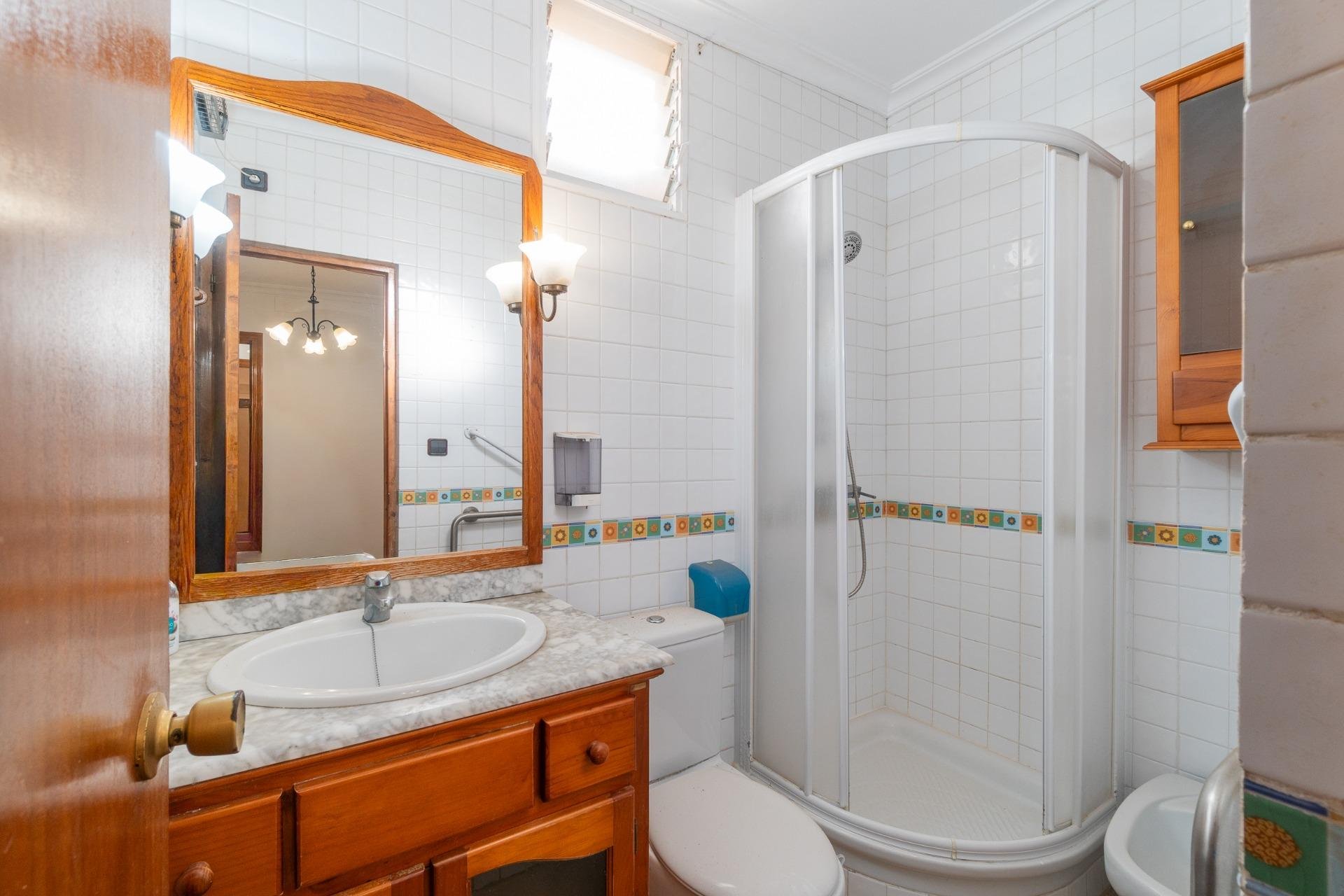 Odsprzedaż - Villa -
Torrevieja - Los altos