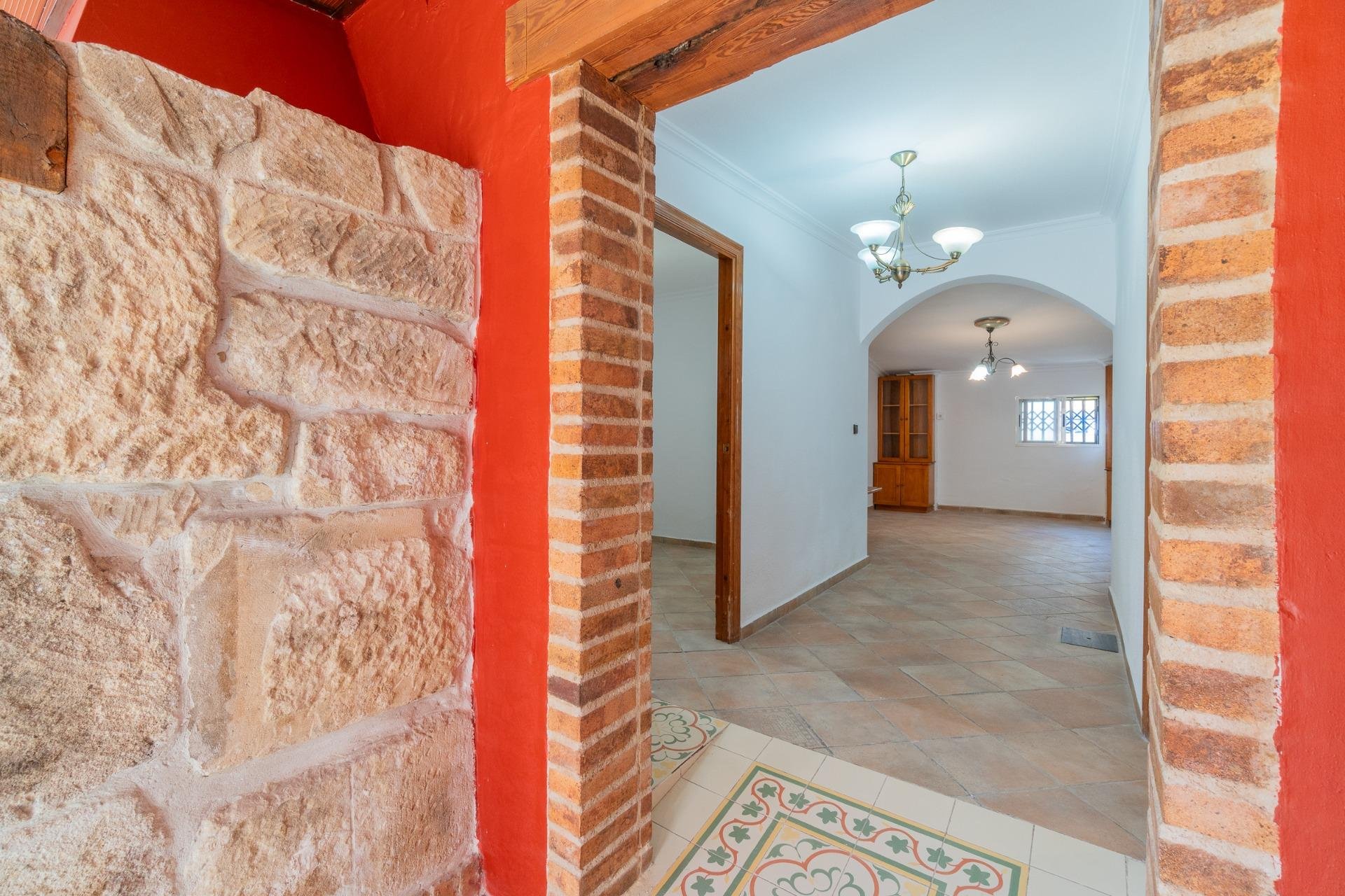 Odsprzedaż - Villa -
Torrevieja - Los altos