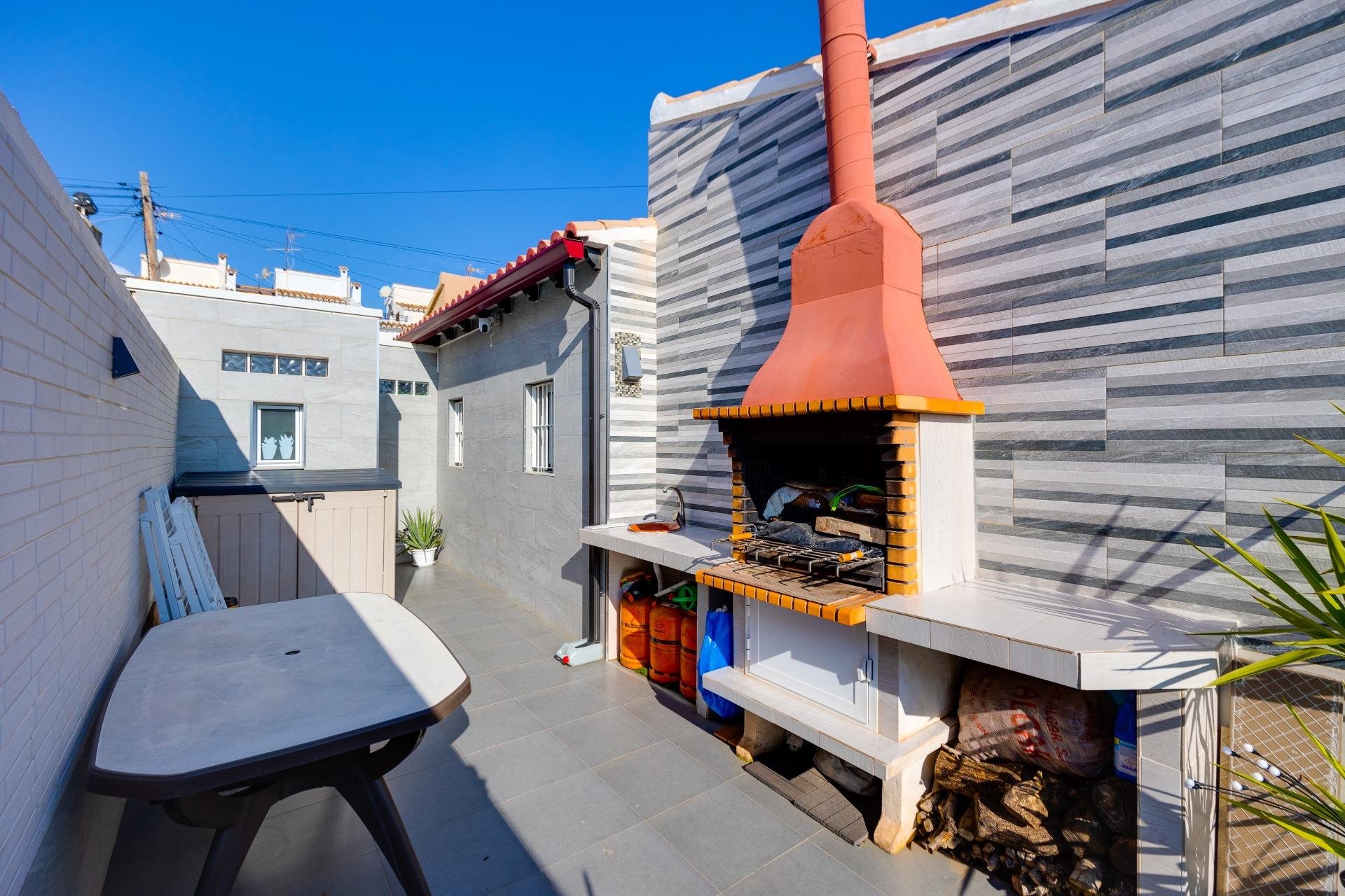 Odsprzedaż - Villa -
Torrevieja - Los Balcones - Los Altos del Edén