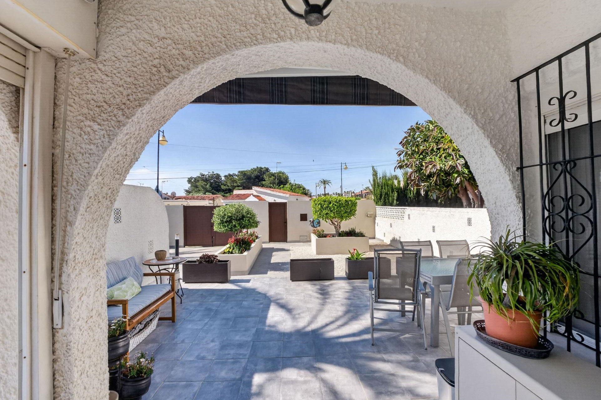 Odsprzedaż - Villa -
Torrevieja - Playa de los Locos