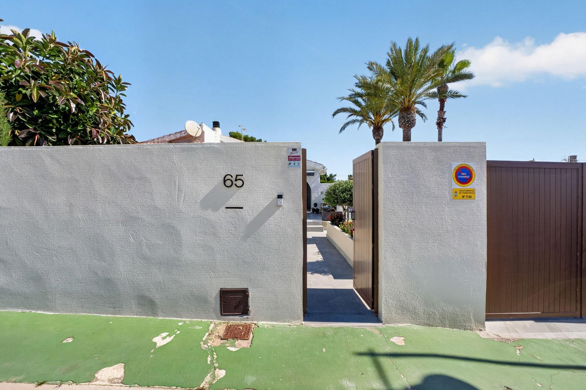 Odsprzedaż - Villa -
Torrevieja - Playa de los Locos