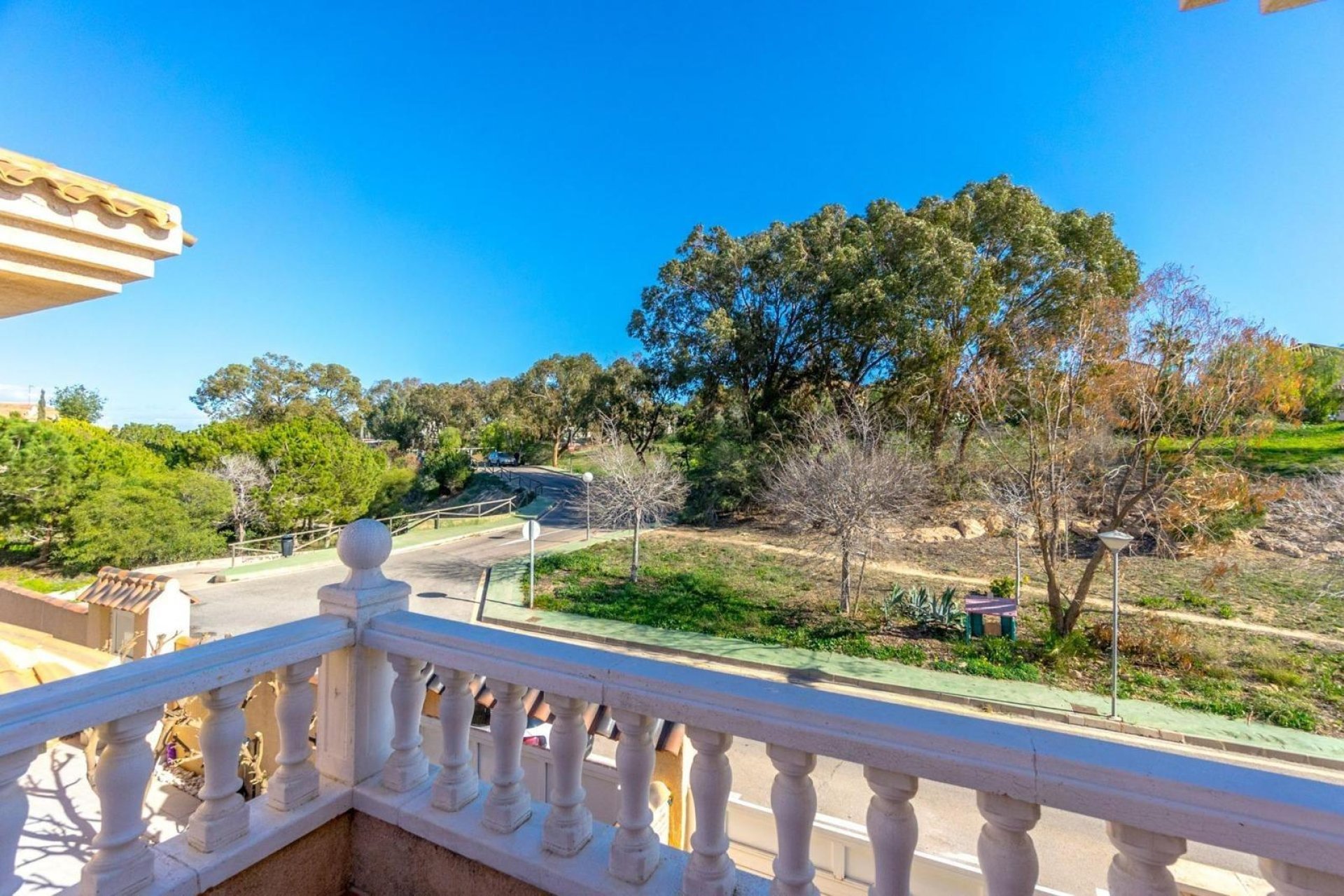 Odsprzedaż - Villa -
Torrevieja - Punta prima