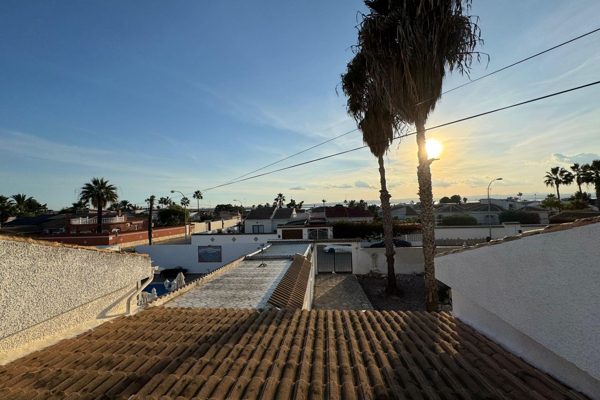 Odsprzedaż - Villa -
Torrevieja - San luis