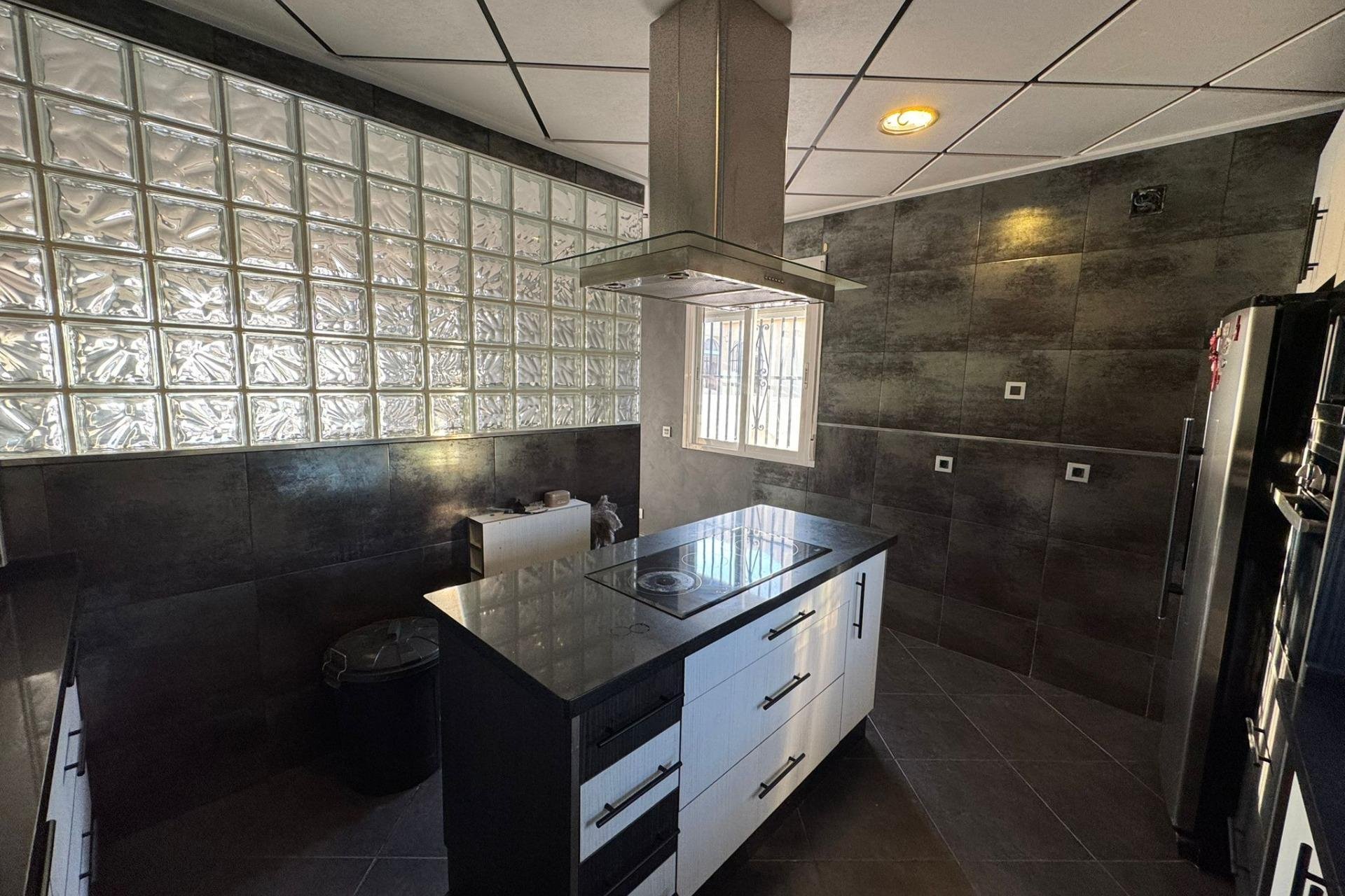 Odsprzedaż - Villa -
Torrevieja - San luis