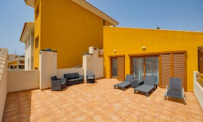 Penthouse - Wiederverkauf -
            Torrevieja - AM-01929