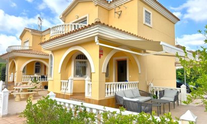 Radhus - Återförsäljning - Orihuela Costa -
                Villamartín-Las Filipinas