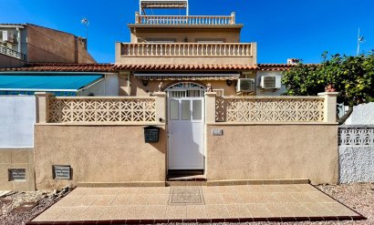 Radhus - Återförsäljning - Torrevieja -
                La siesta