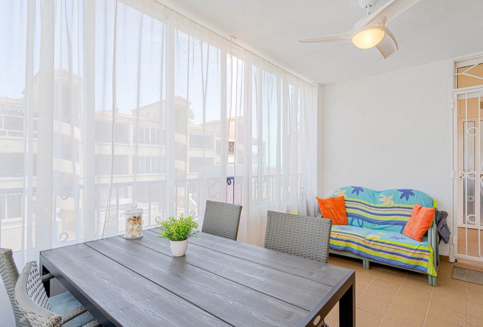 Resale - Apartament -
Punta Prima