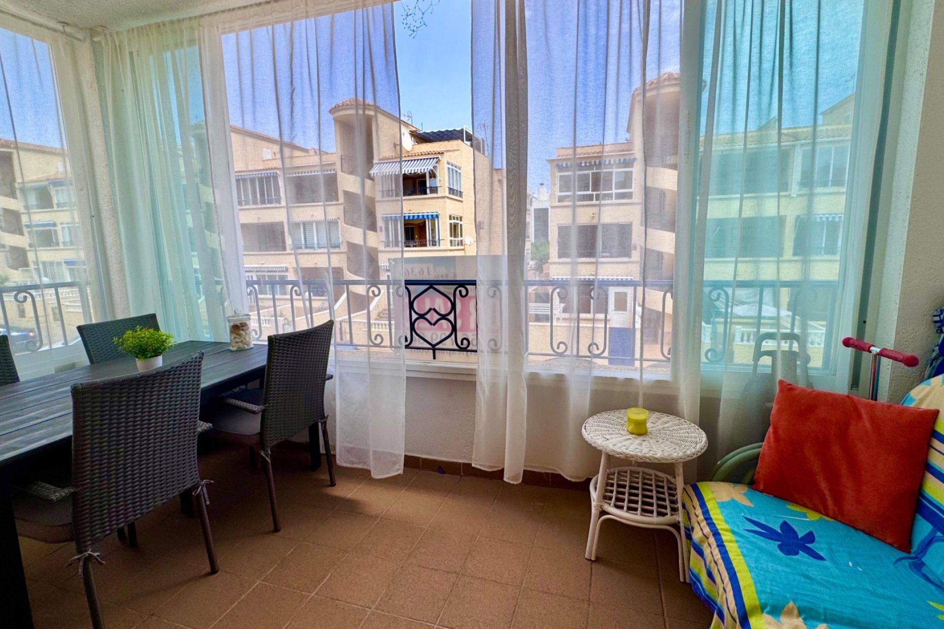Resale - Apartament -
Punta Prima
