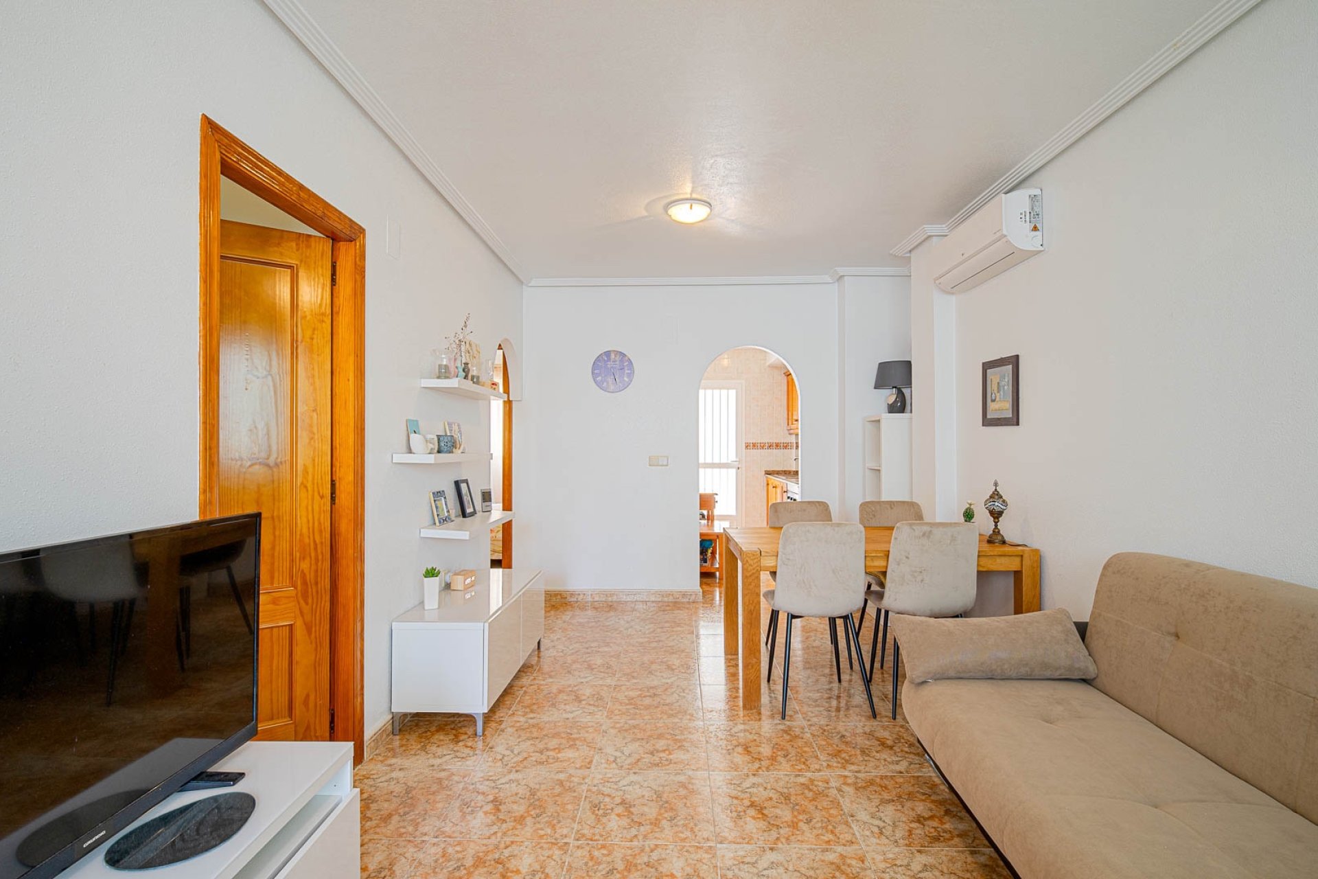Resale - Apartament -
Punta Prima