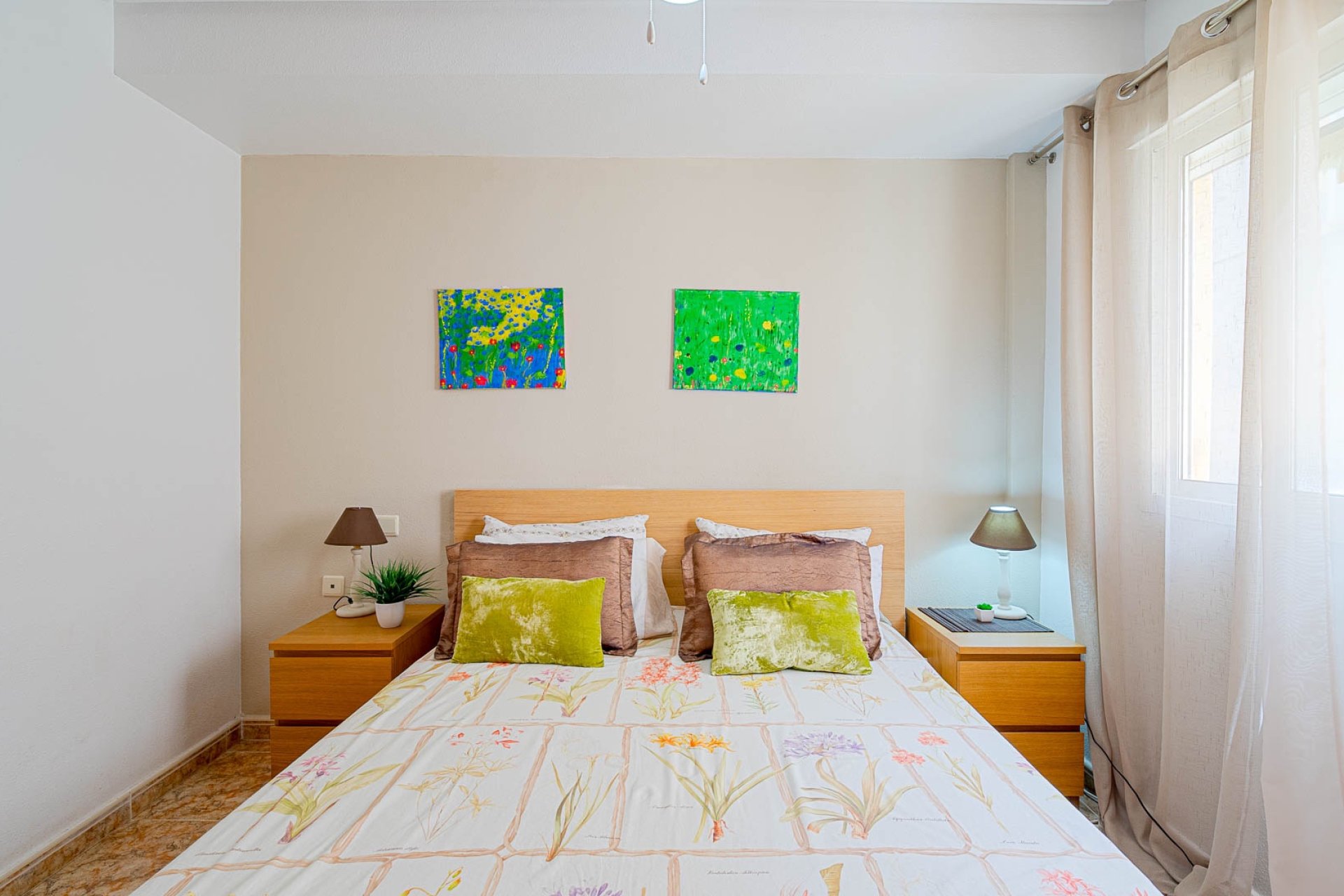 Resale - Apartament -
Punta Prima