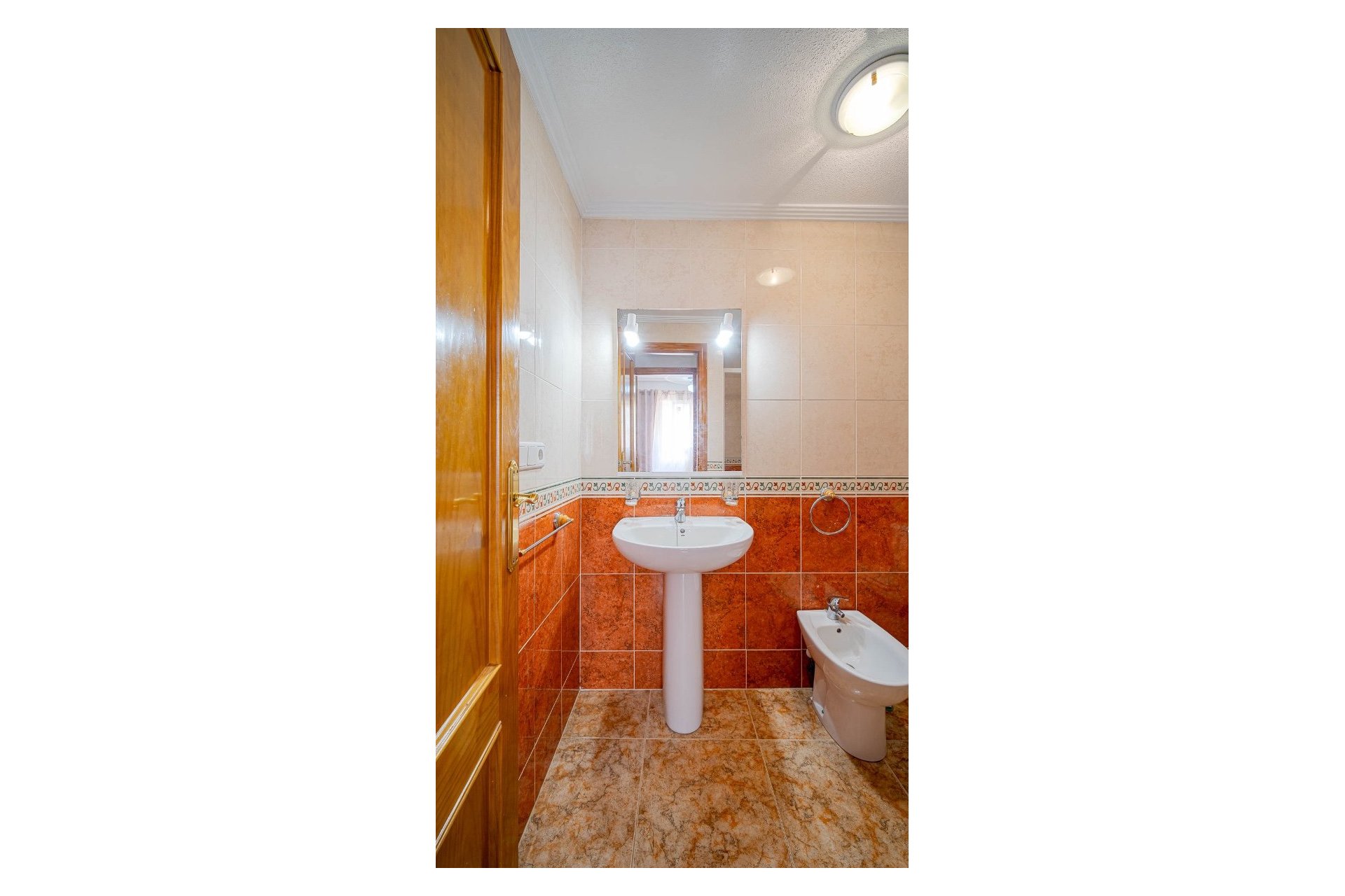 Resale - Apartament -
Punta Prima