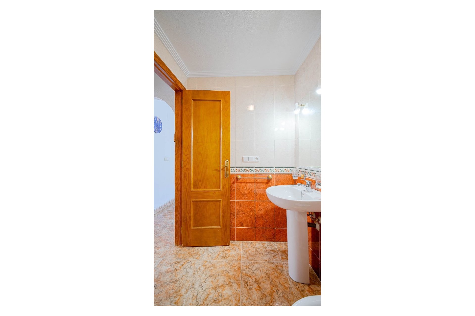 Resale - Apartament -
Punta Prima