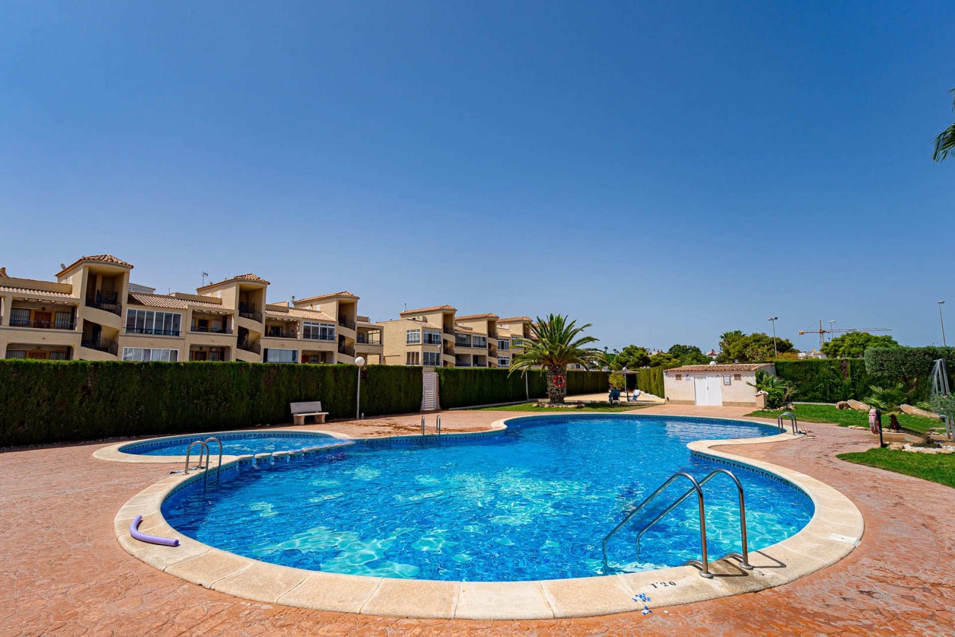 Resale - Apartament -
Punta Prima