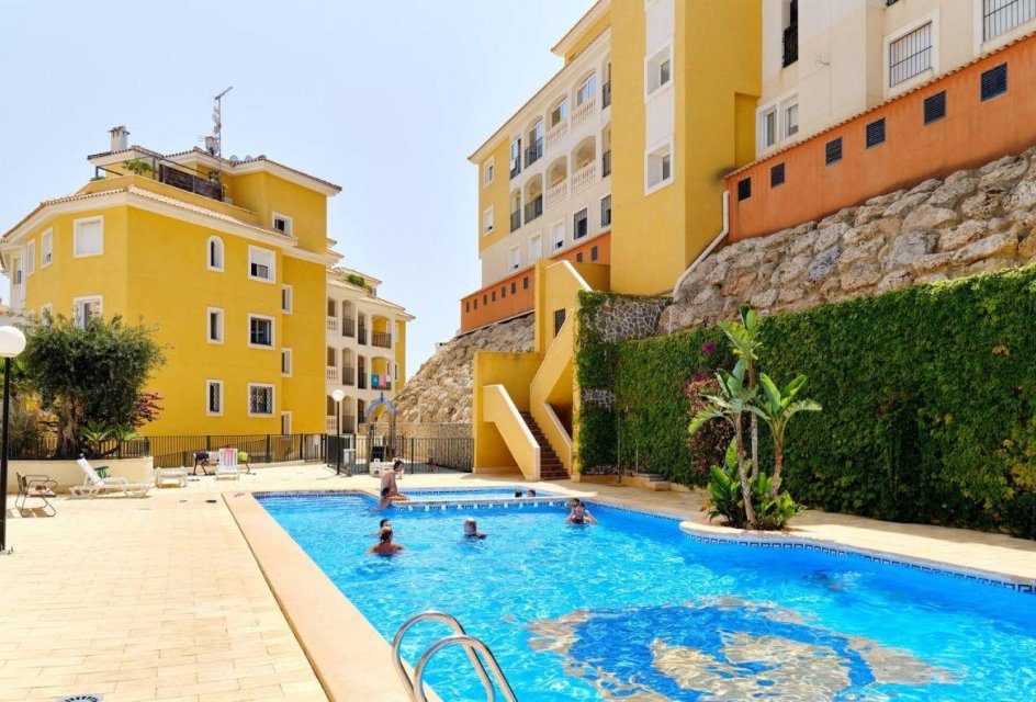 Resale - Apartamento -
Orihuela Costa - Campoamor