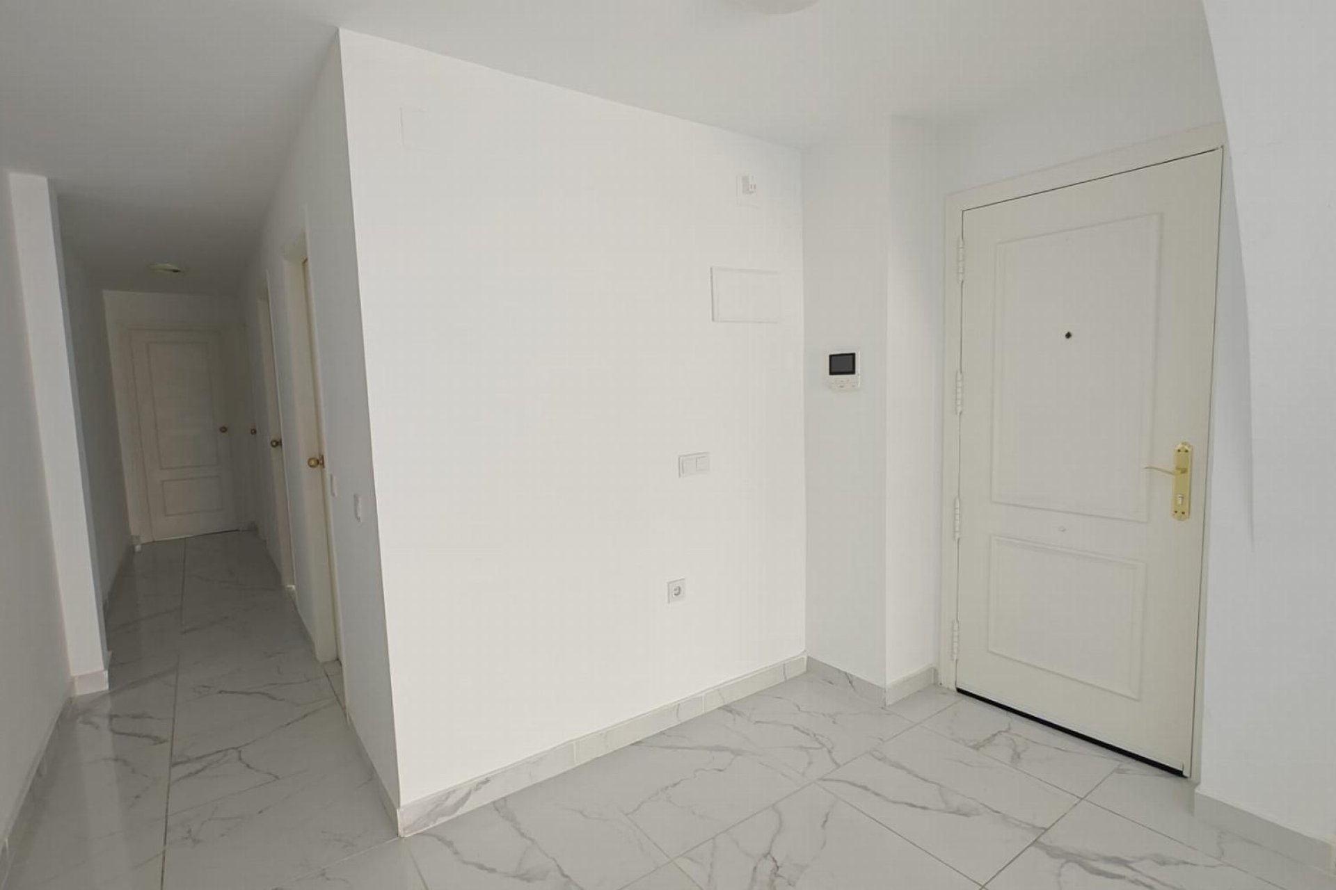 Resale - Apartamento -
Torrevieja - Acequion