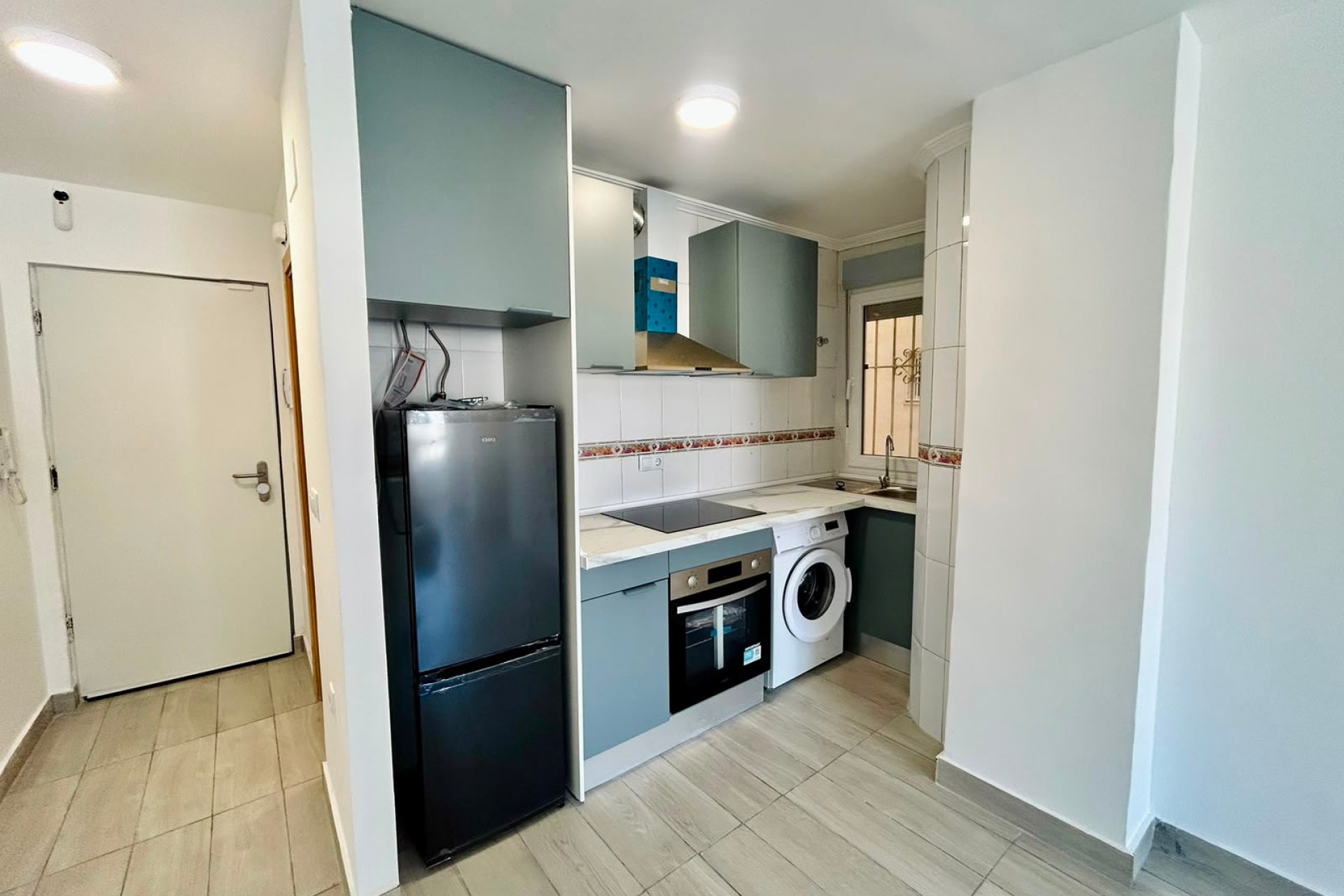 Resale - Apartamento -
Torrevieja Centro - Torrevieja