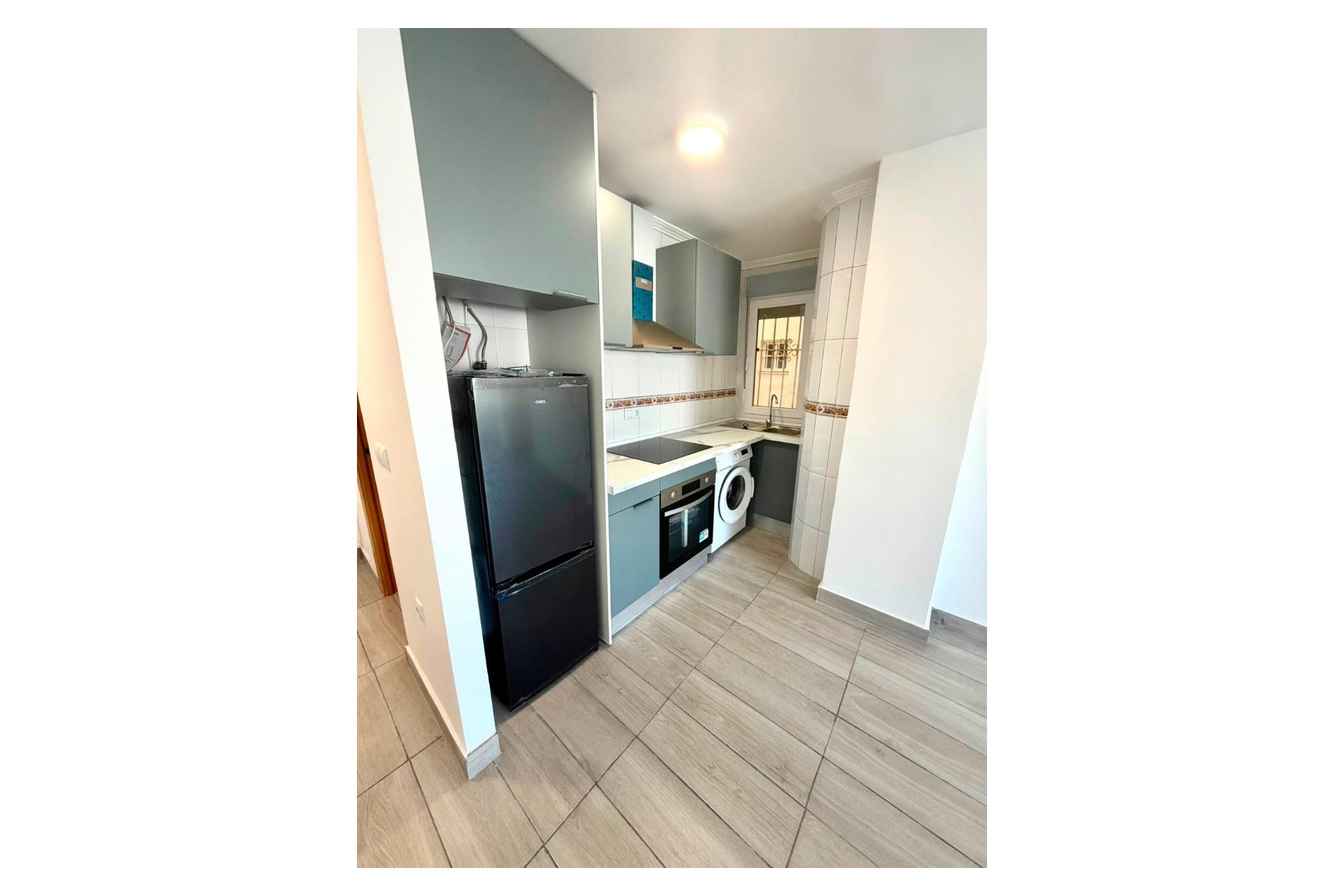 Resale - Apartamento -
Torrevieja Centro - Torrevieja