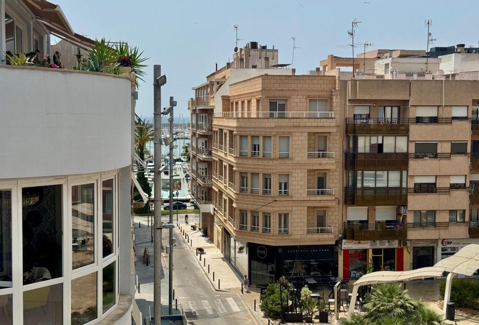 Resale - Apartamento -
Torrevieja - CLUB NAUTICO TORREVIEJA