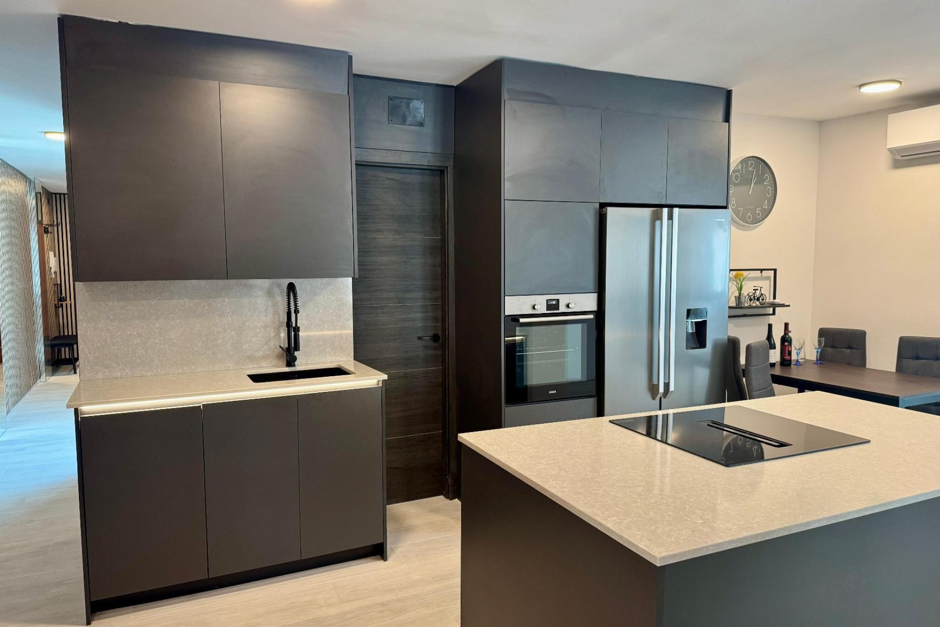 Resale - Apartamento -
Torrevieja - CLUB NAUTICO TORREVIEJA