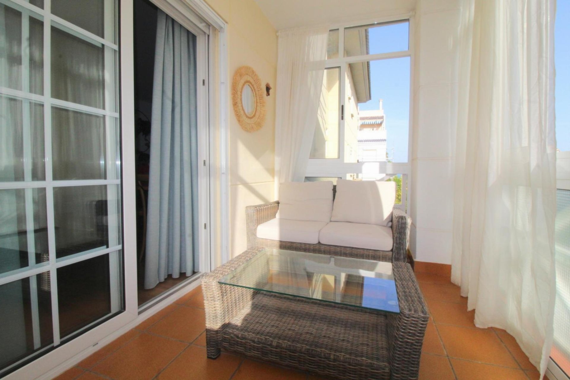 Resale - Apartamento -
Torrevieja - La Veleta