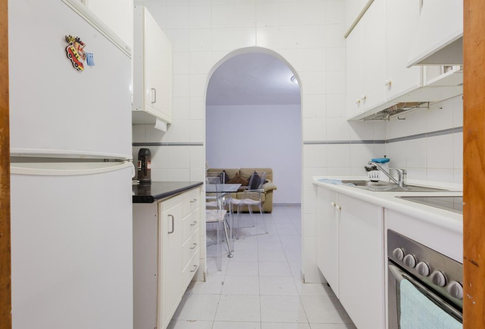 Resale - Apartamento -
Torrevieja - Playa de La Acequion