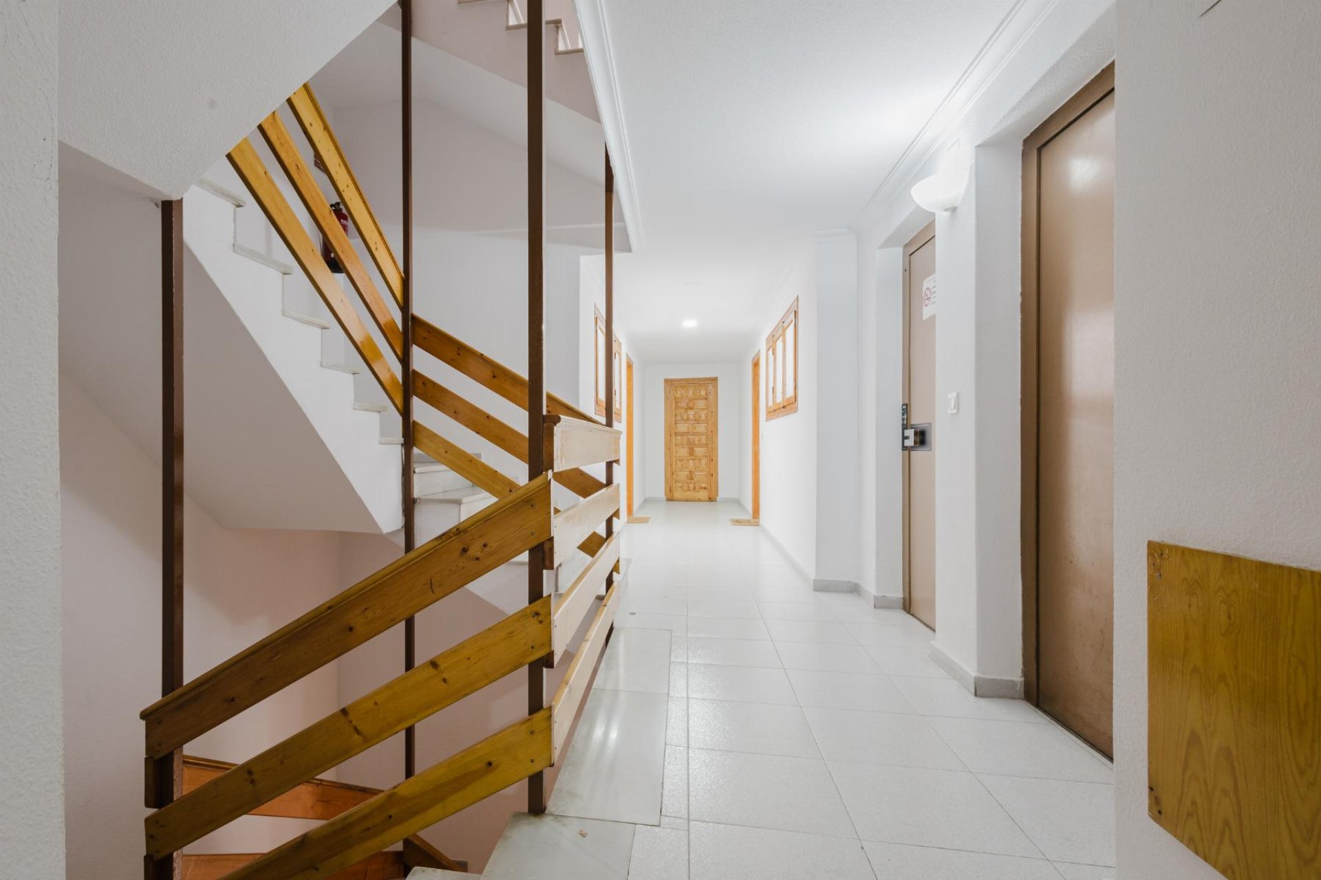 Resale - Apartamento -
Torrevieja - Playa de La Acequion