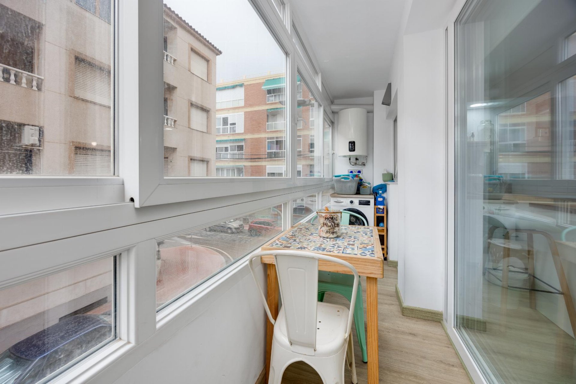 Resale - Apartamento -
Torrevieja - Playa de los Naufragos