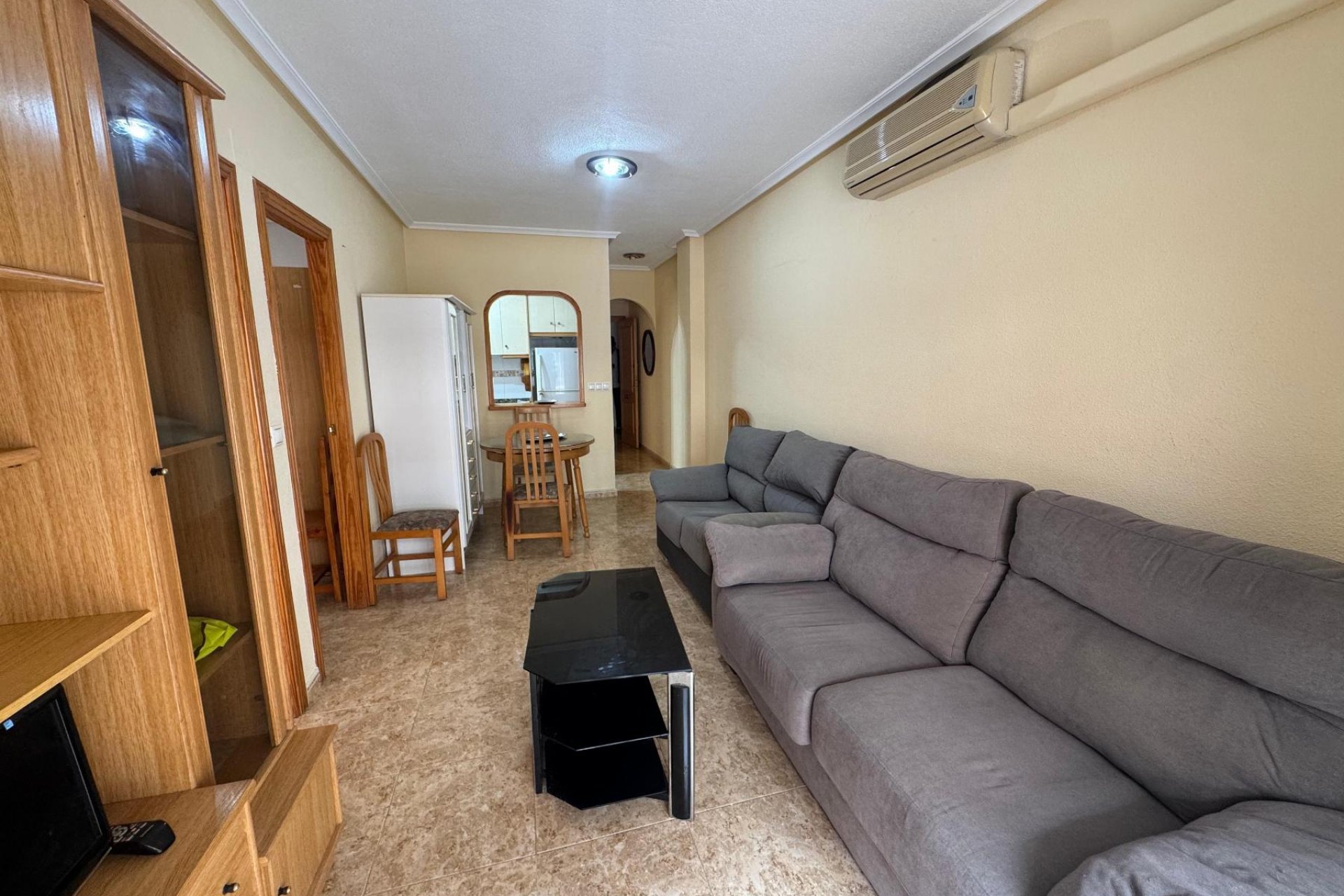 Resale - Apartamento -
Torrevieja - Playa del Acequión