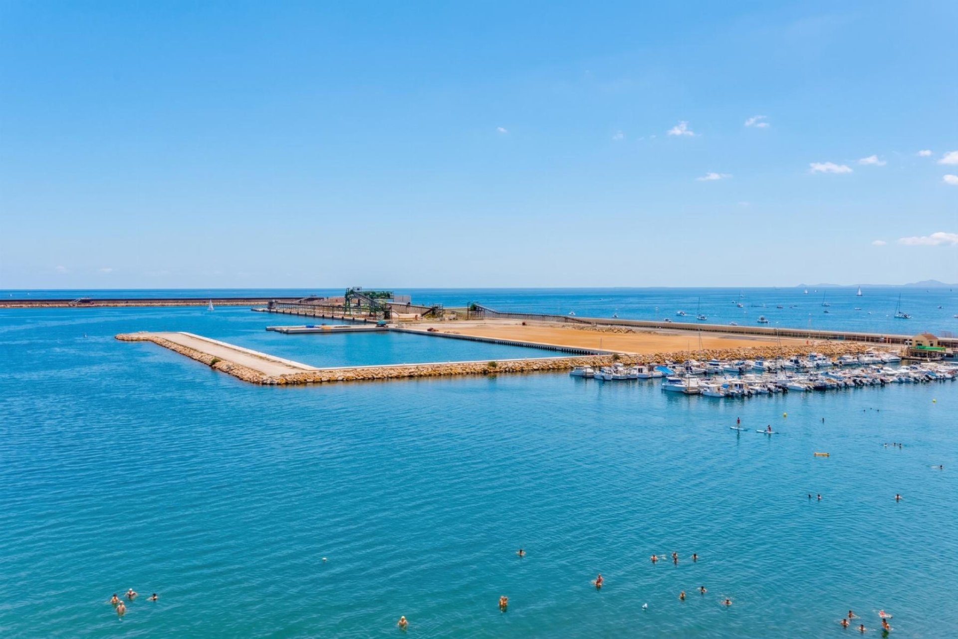 Resale - Apartamento -
Torrevieja - Playa del Acequión