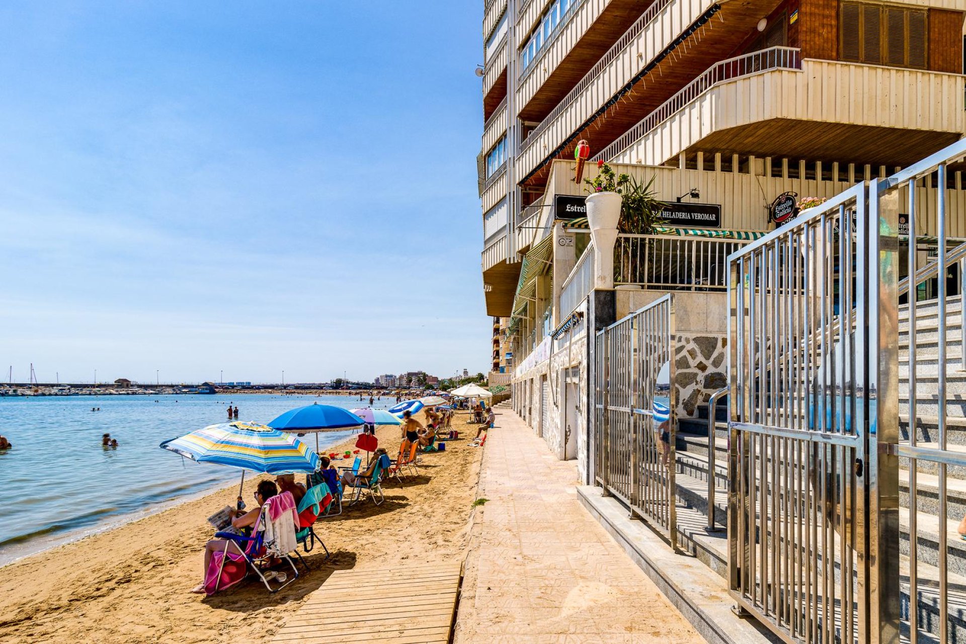 Resale - Apartamento -
Torrevieja - Playa del Acequión
