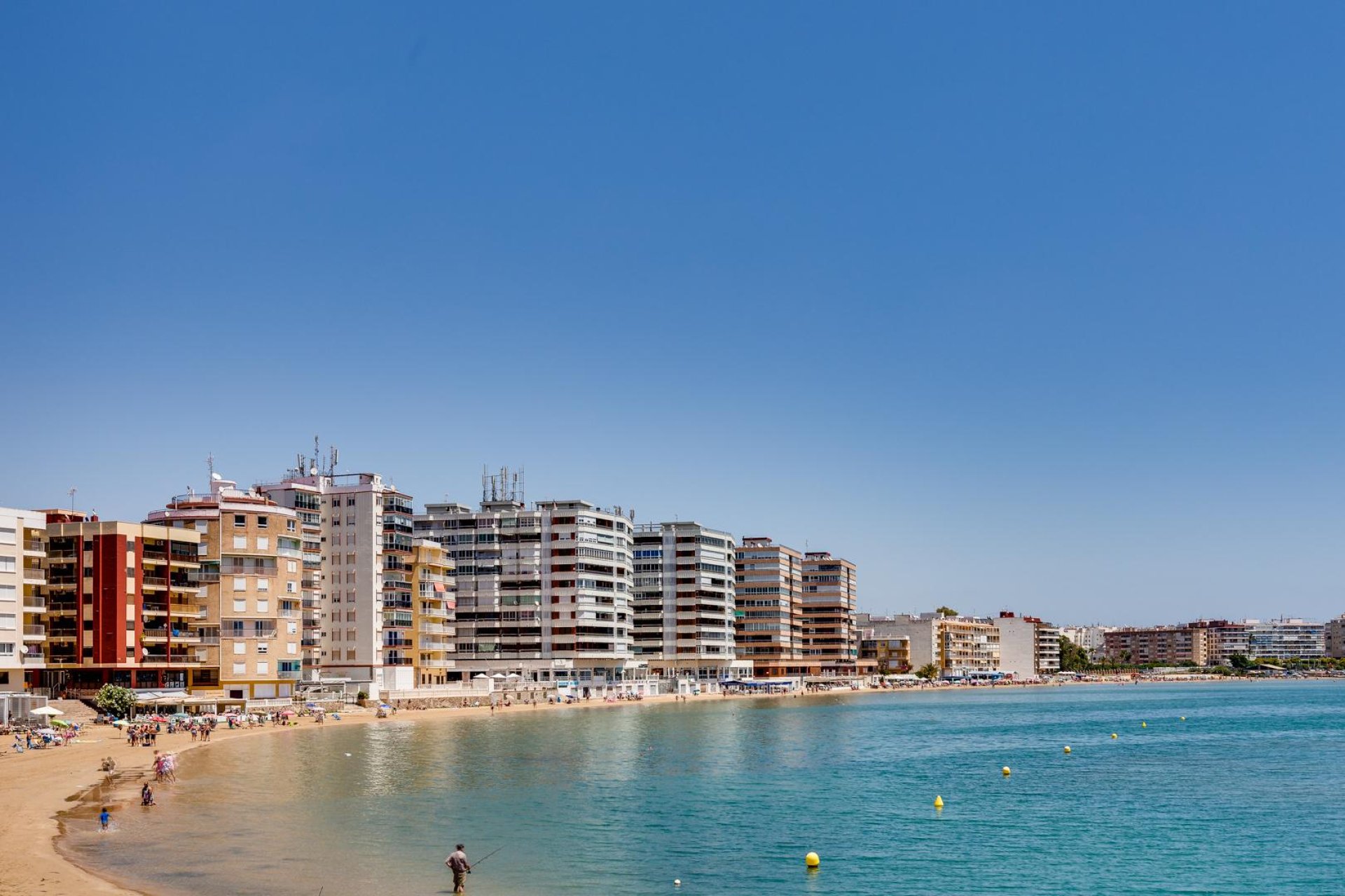 Resale - Apartamento -
Torrevieja - Playa del Acequión