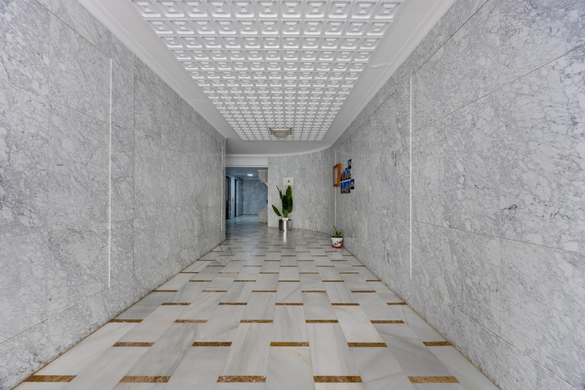 Resale - Apartamento -
Torrevieja - Playa del Acequión