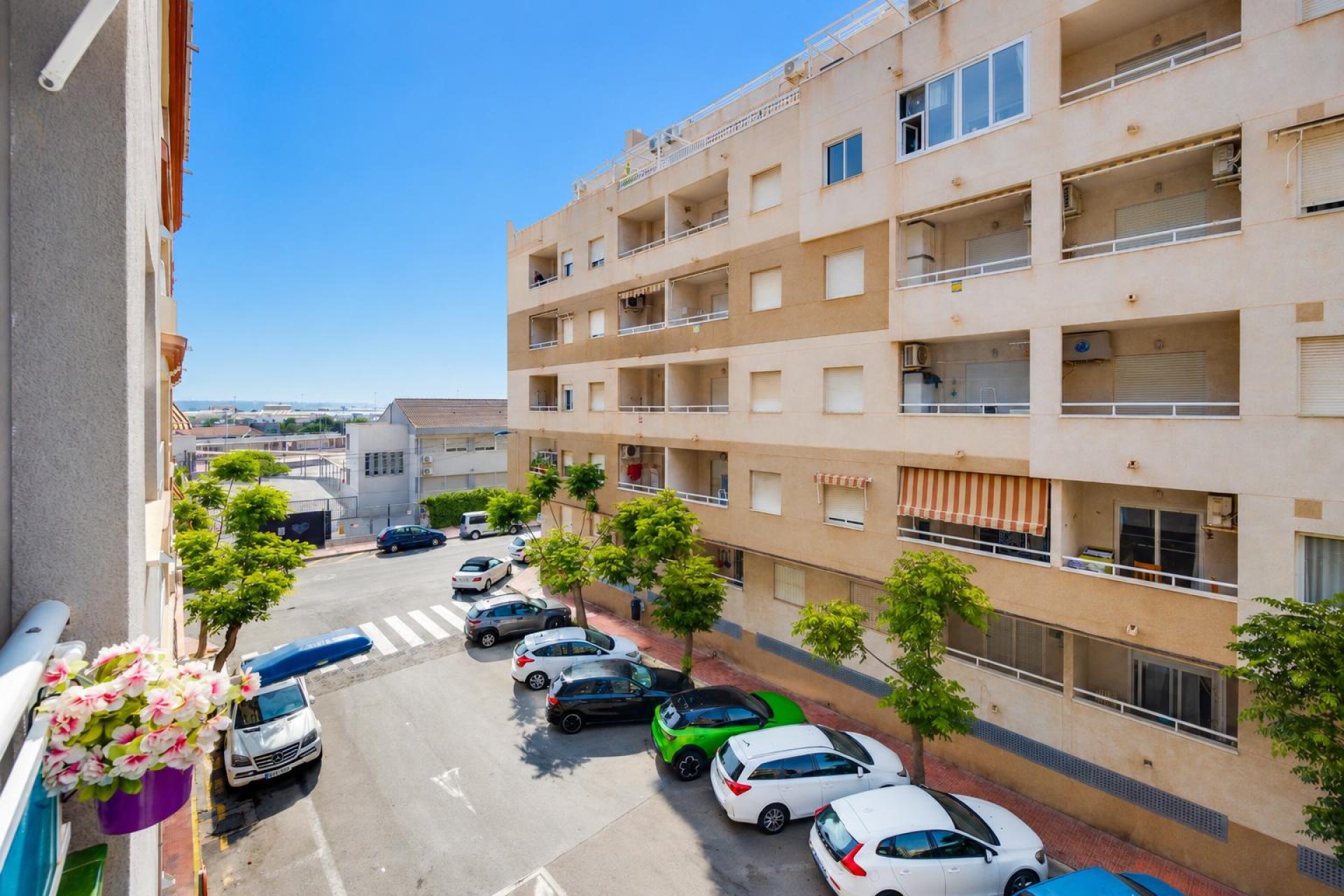 Resale - Apartamento -
Torrevieja - Playa del Acequión