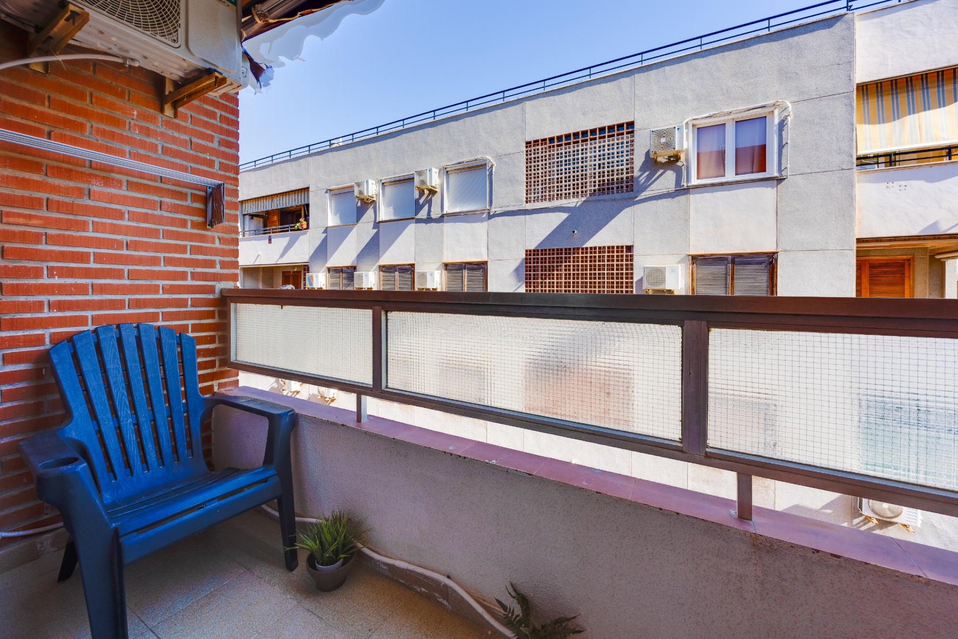Resale - Apartamento -
Torrevieja - Playa del Acequión