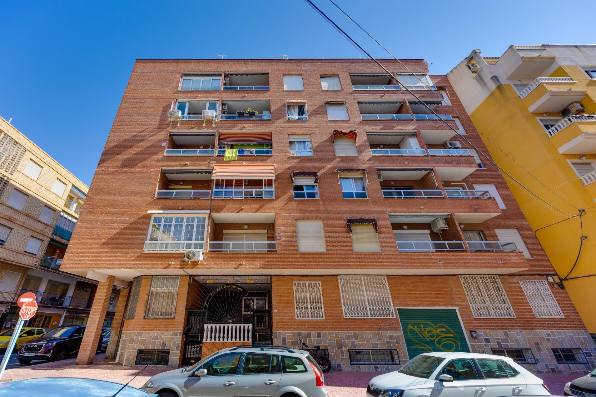 Resale - Apartamento -
Torrevieja - Playa del Acequión