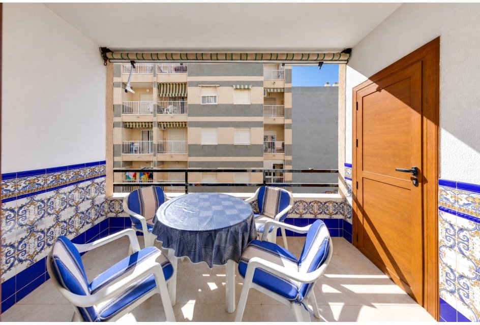 Resale - Apartamento -
Torrevieja - Playa del Cura