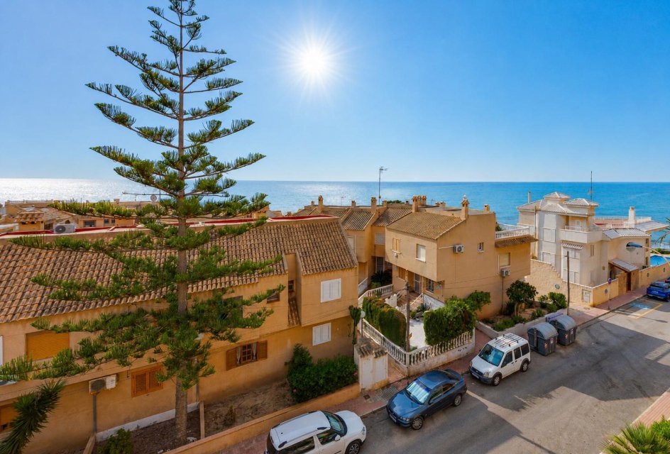 Resale - Apartamento -
Torrevieja - Torre Del Moro