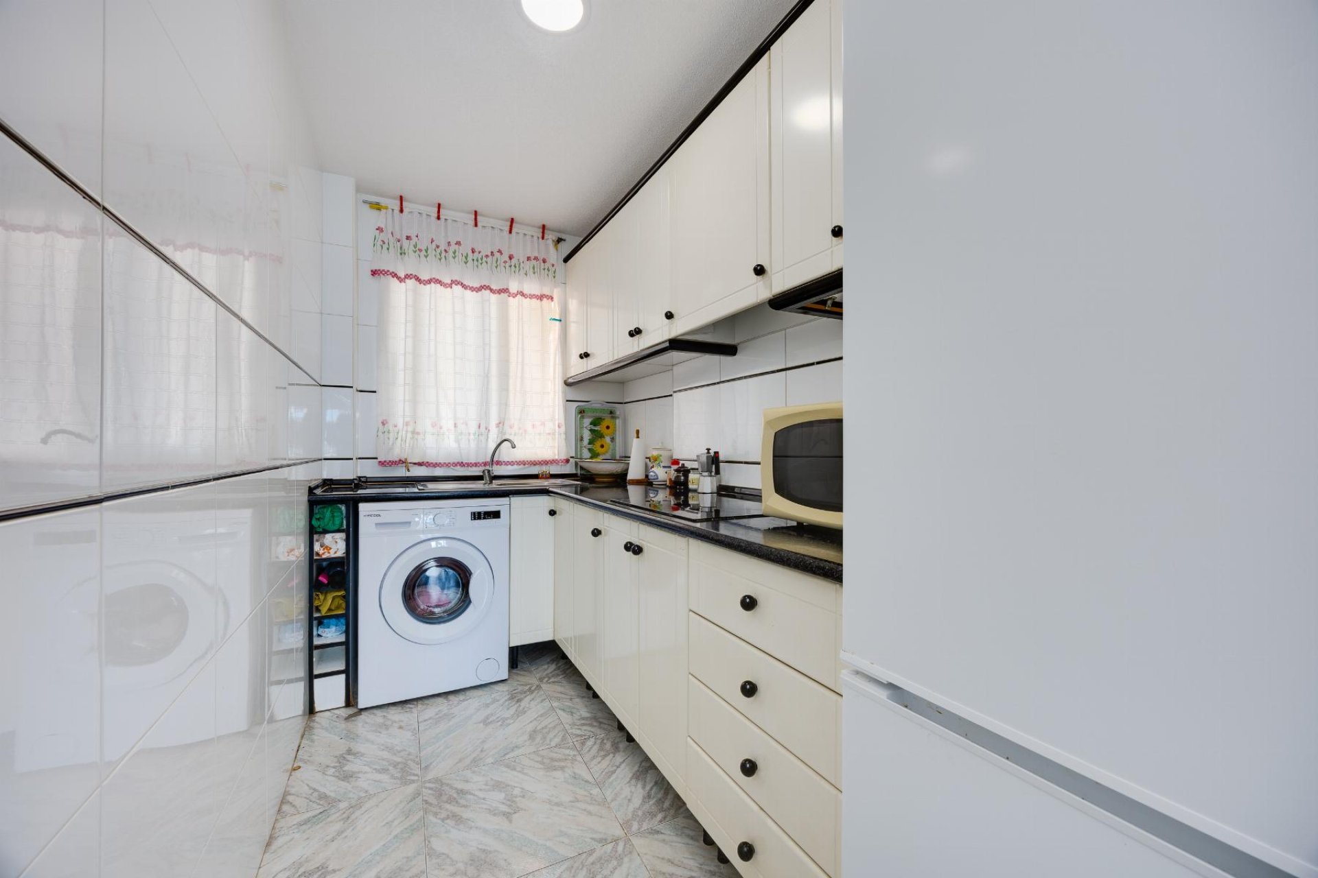 Resale - Apartamento -
Torrevieja - Torre Del Moro