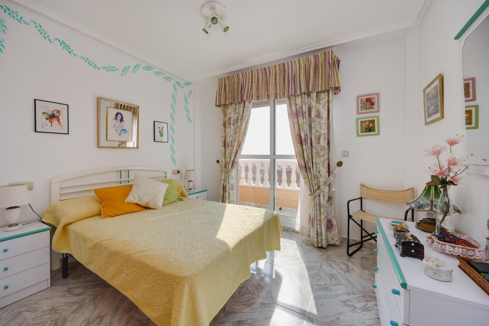 Resale - Apartamento -
Torrevieja - Torre Del Moro