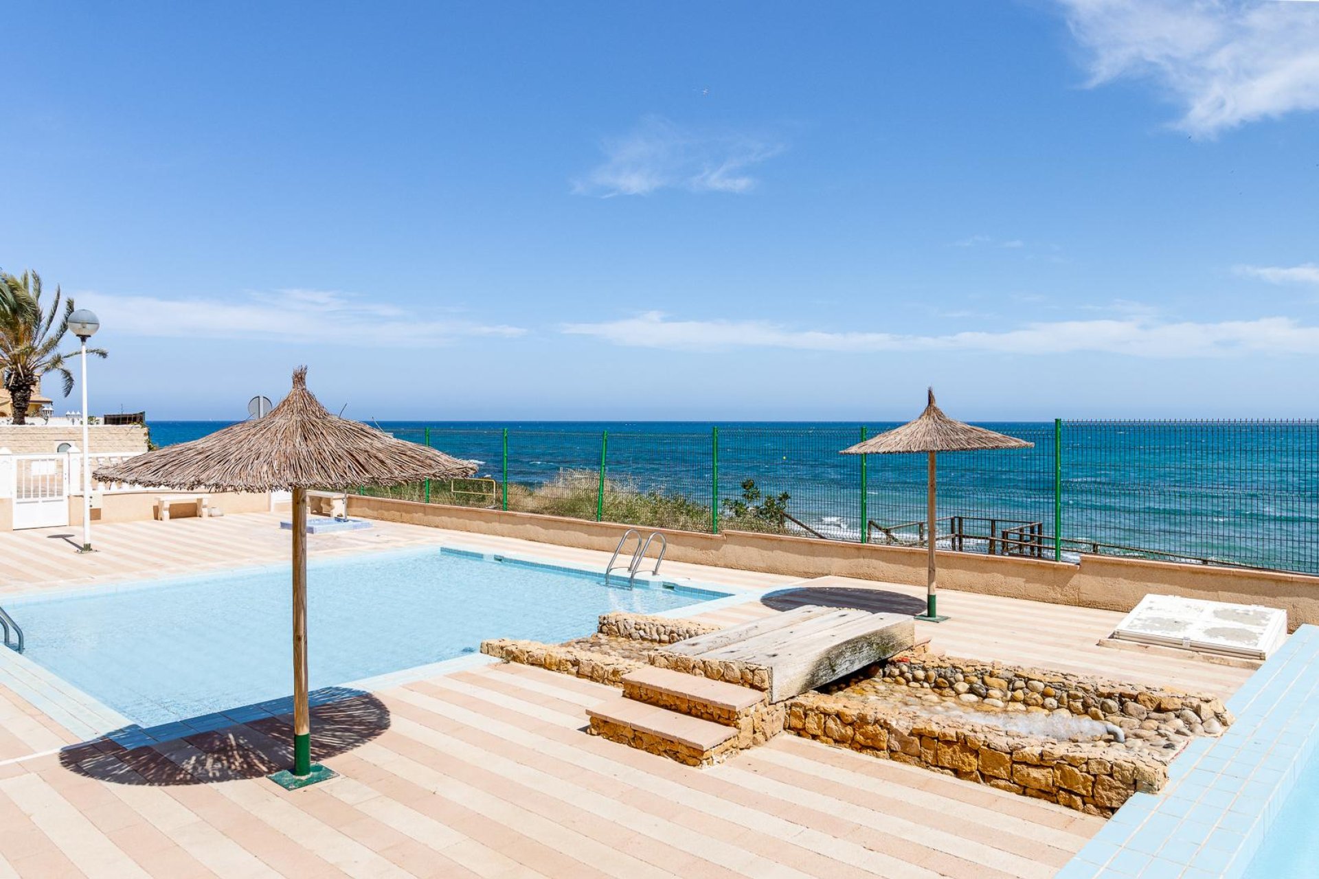 Resale - Apartamento -
Torrevieja - Torre Del Moro