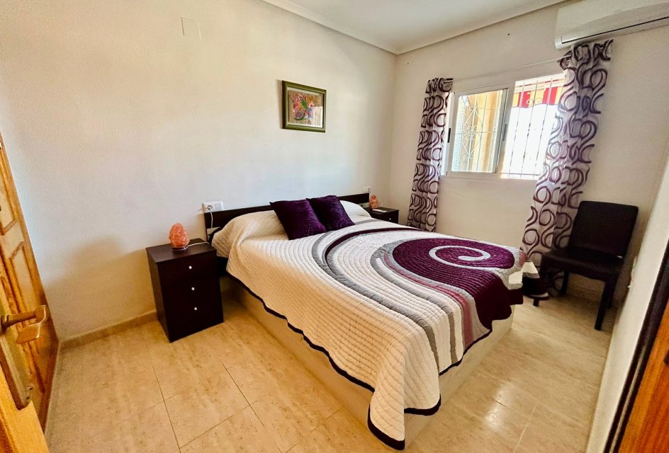 Resale - - APARTMENT -
La Mata - Playa la Mata