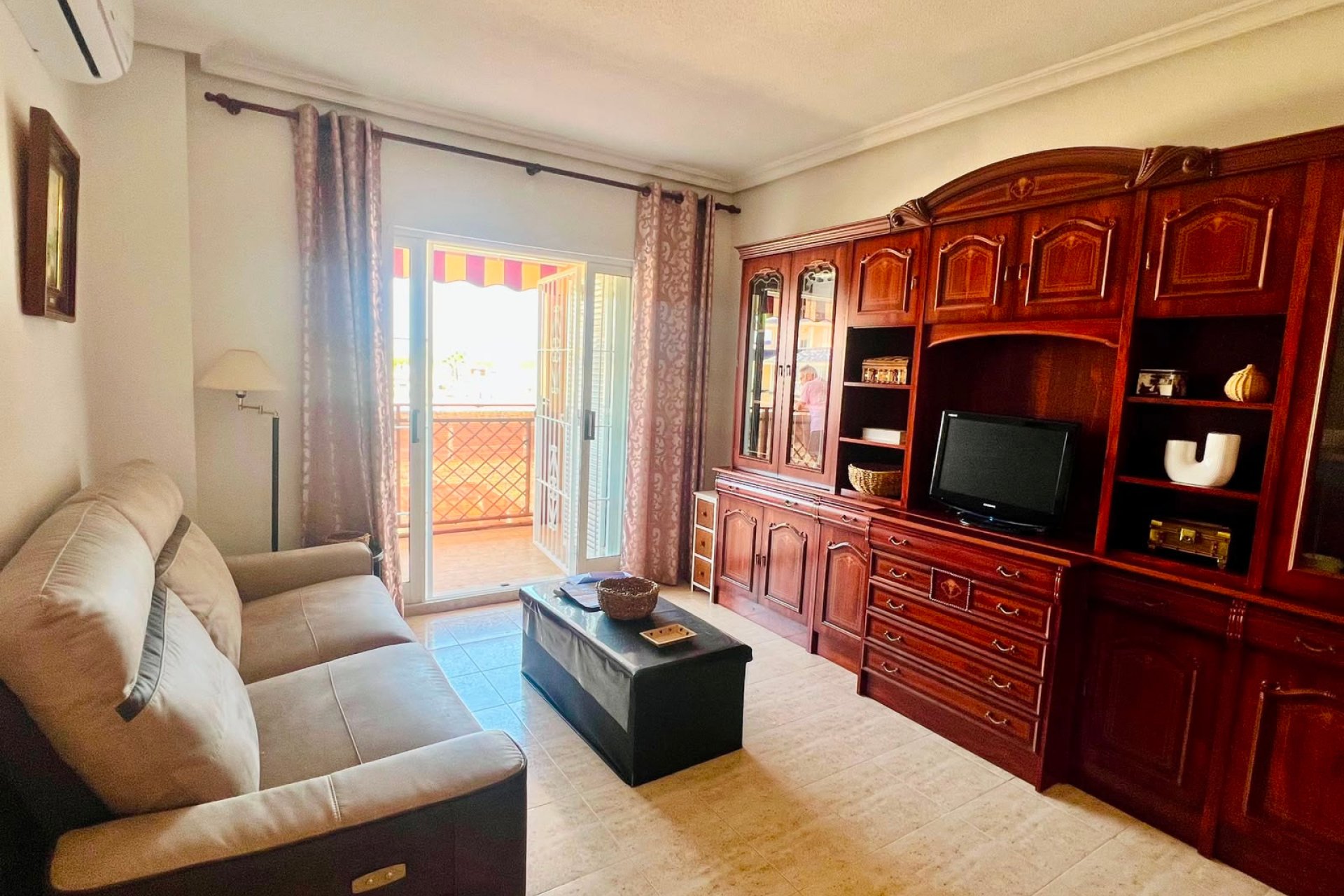 Resale - - APARTMENT -
La Mata - Playa la Mata