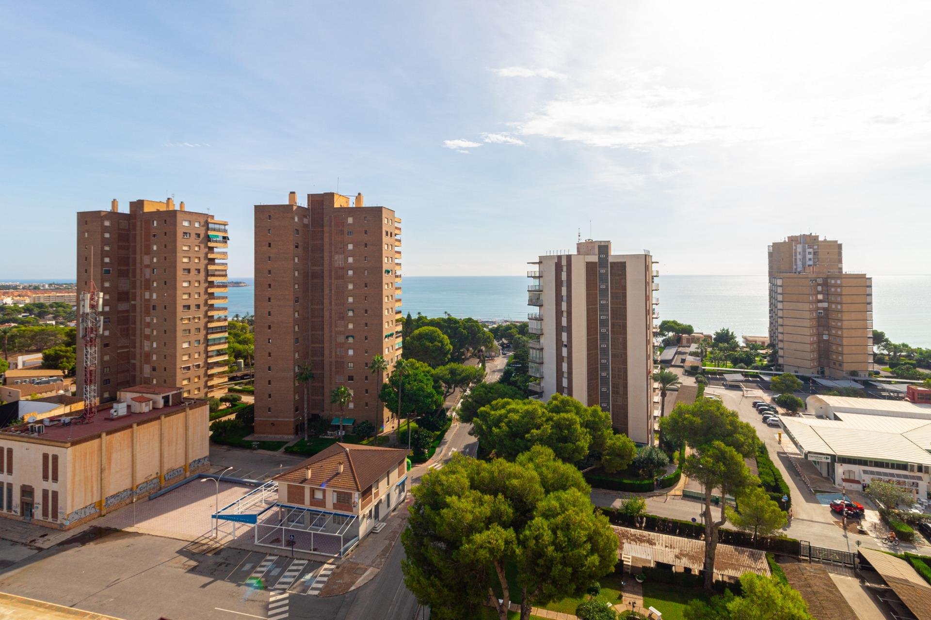 Resale - Apartment -
Orihuela Costa - Campoamor
