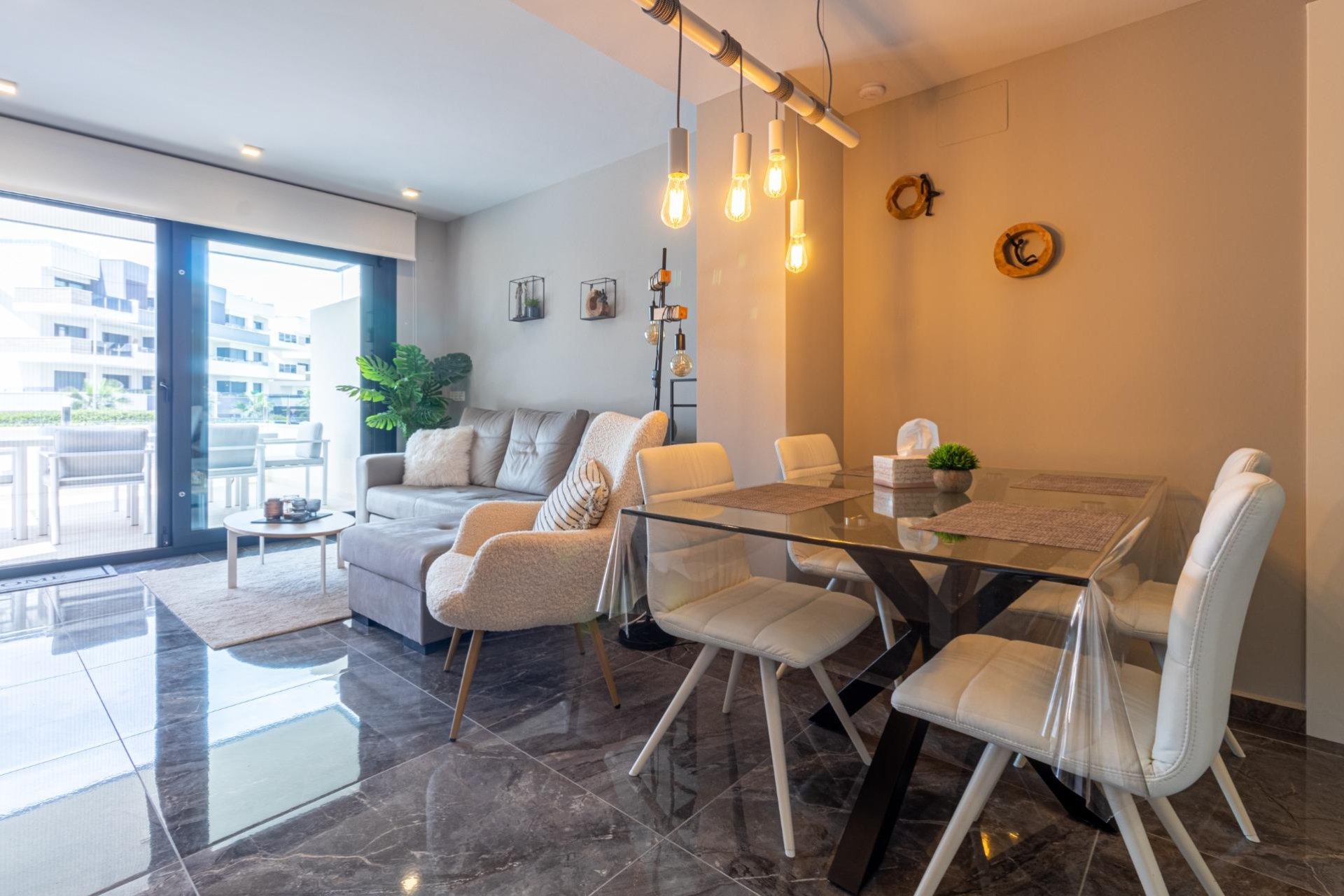 Resale - Apartment -
Orihuela Costa - La Florida