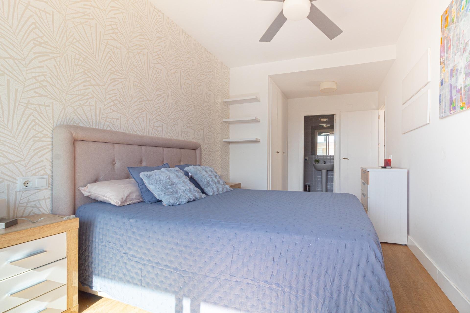 Resale - Apartment -
Orihuela Costa - Los Dolses