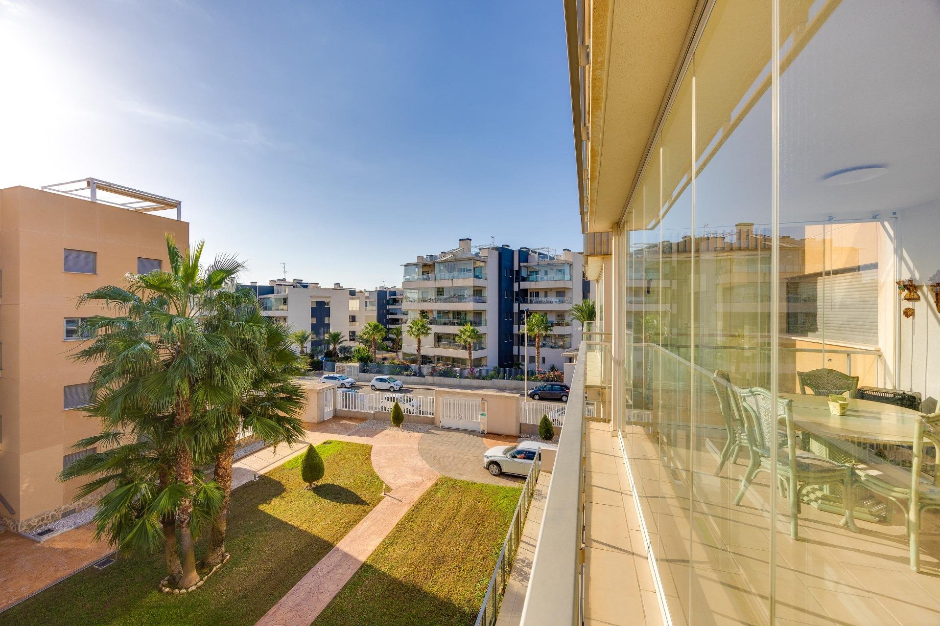 Resale - Apartment -
Orihuela Costa - Los Dolses