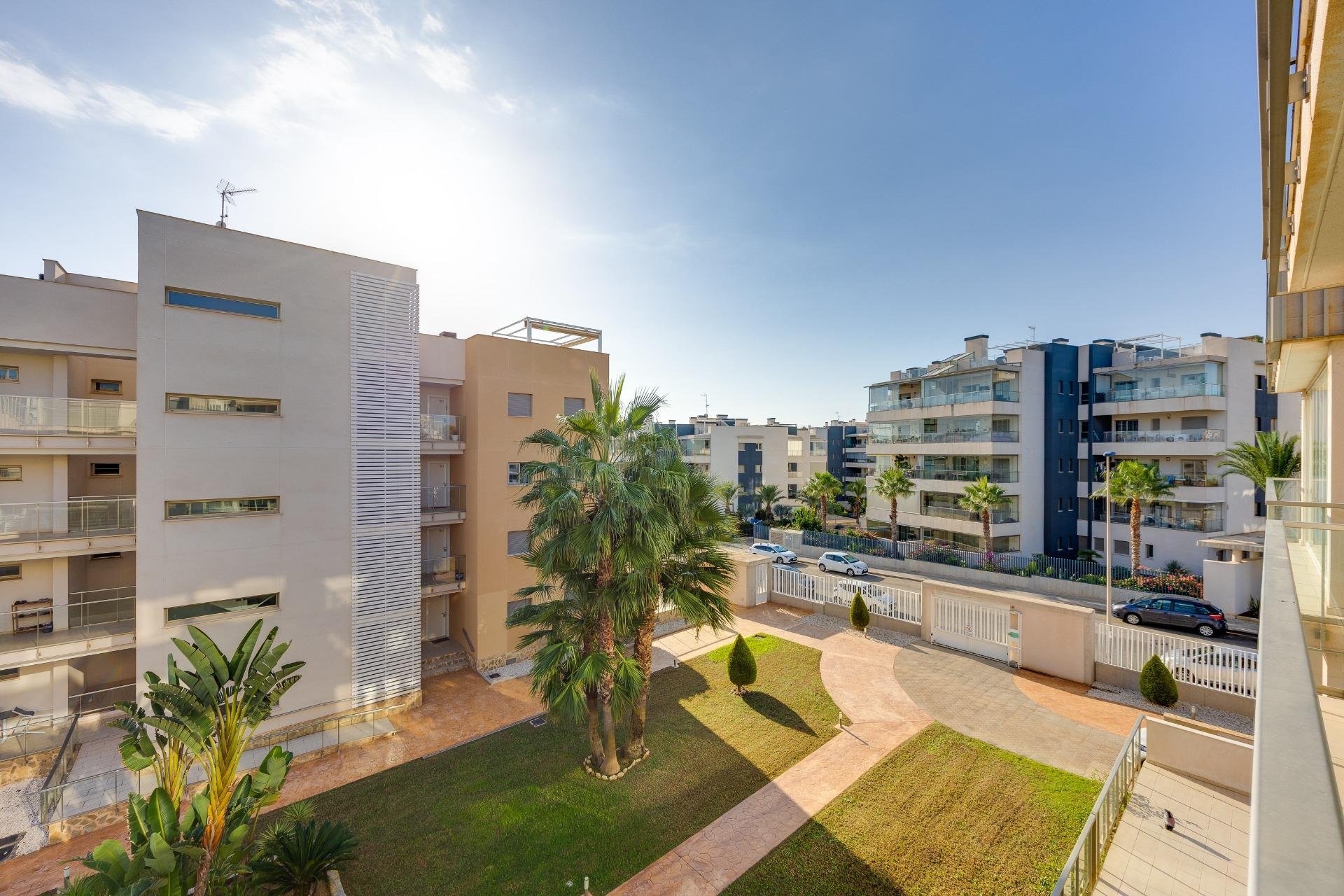 Resale - Apartment -
Orihuela Costa - Los Dolses